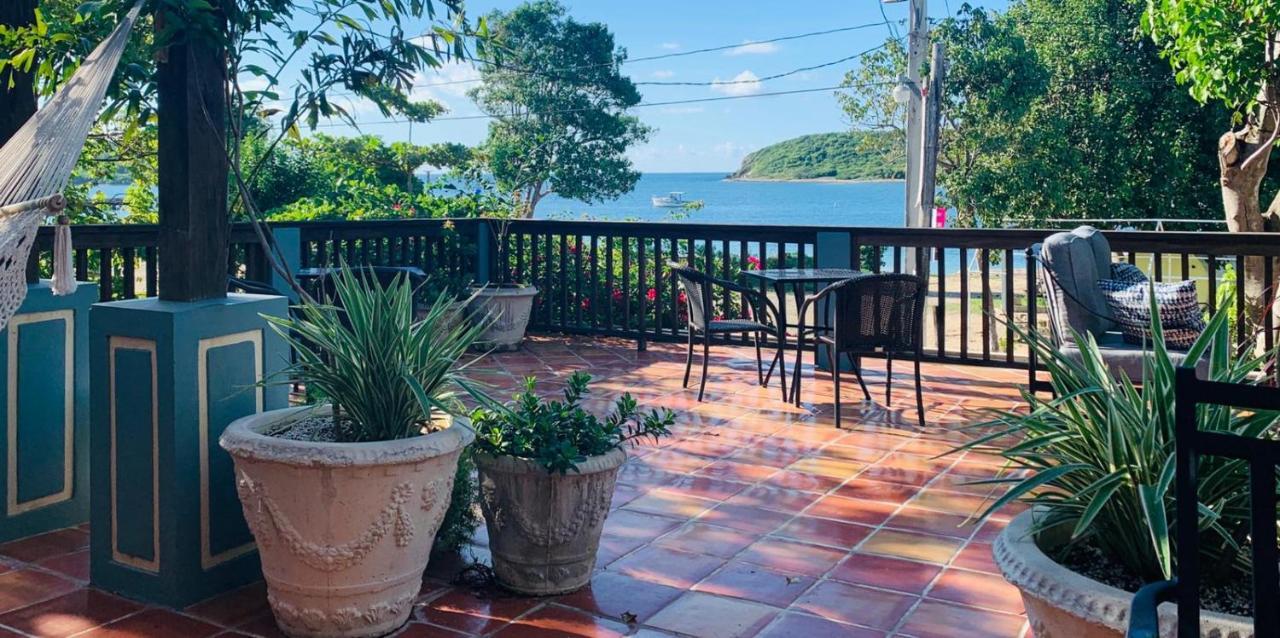 Puertas Bed and Breakfast Vieques Exteriör bild