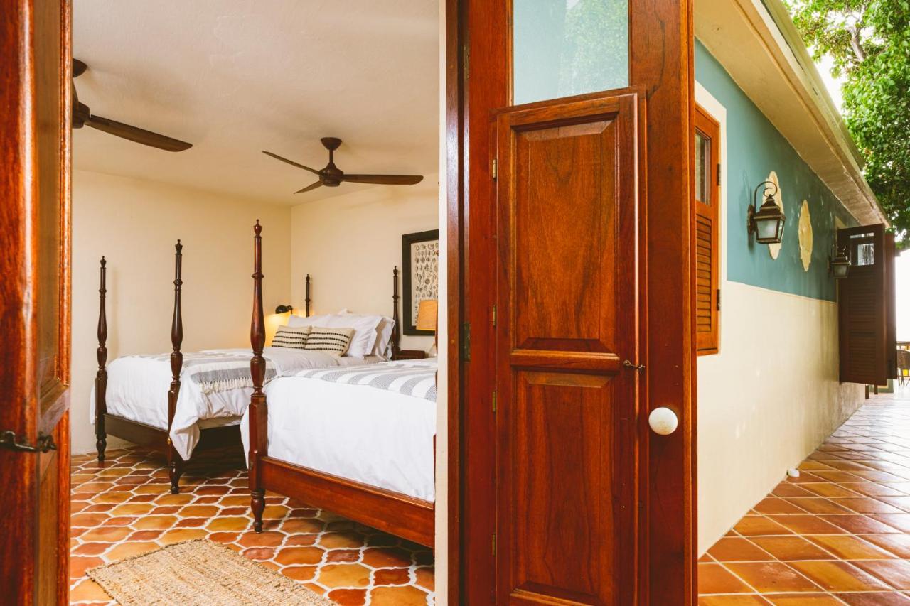 Puertas Bed and Breakfast Vieques Exteriör bild