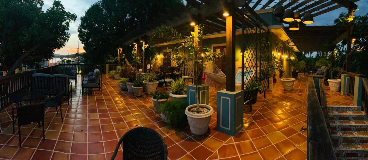 Puertas Bed and Breakfast Vieques Exteriör bild