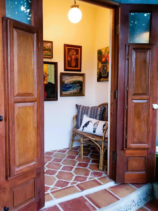 Puertas Bed and Breakfast Vieques Exteriör bild